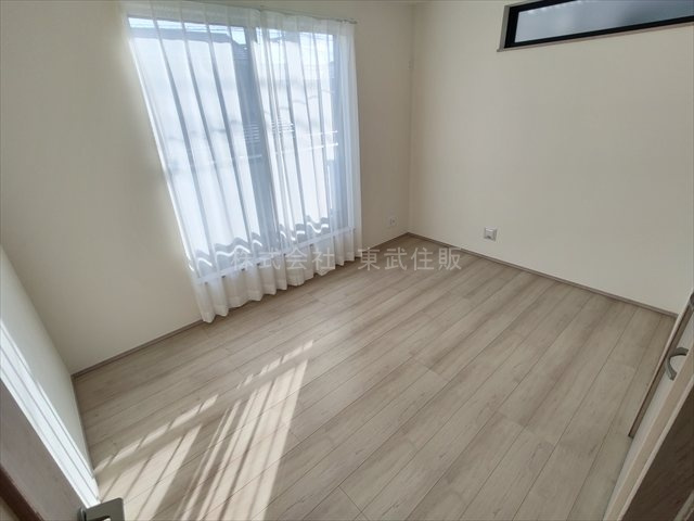 【寝室】 | 川越市砂新田６期　全１棟 | 洋室6.0帖南西側、寝室にいかがでしょうか