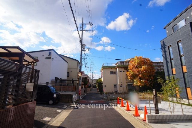 【前面道路含む現地写真】 | 八尾市福万寺町南4丁目　【1号地/全3区画】 | 【前面道路：幅員4.7ｍ☆】