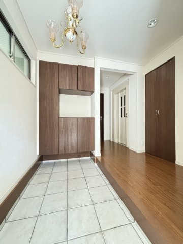 【玄関】 | 世田谷区奥沢２丁目　戸建！！