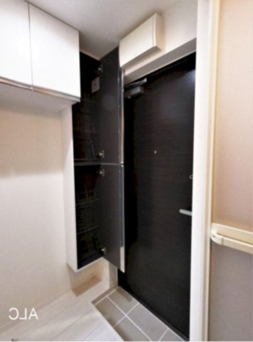 新宿区上落合３丁目の賃貸マンションの収納|同仕様