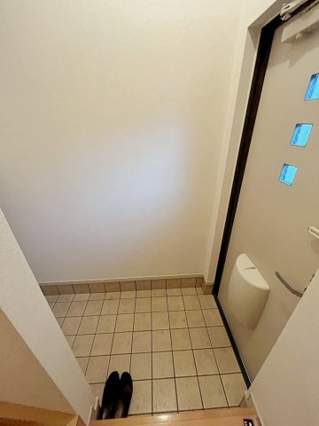 アルコバレーノの玄関