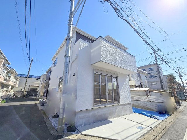 青梅市河辺町6丁目　全1棟の前面道路含む現地写真