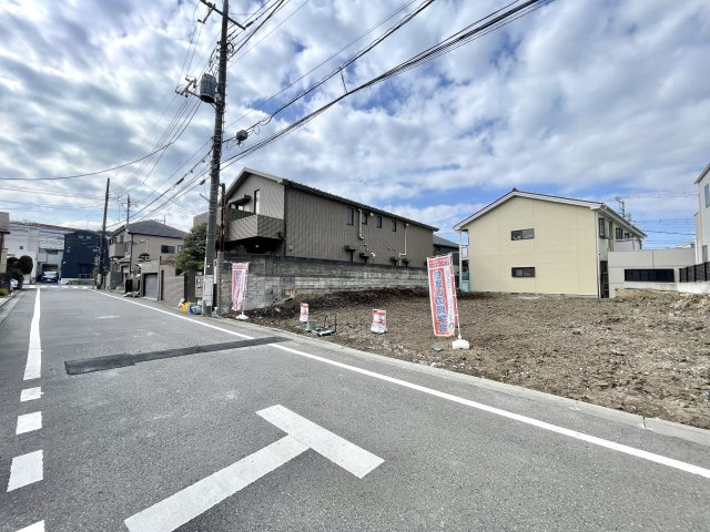 板橋区高島平5丁目　永住地×綺麗な街並み　限定3区画の前面道路含む現地写真|建築条件なしも、是非ご相談ください♪
