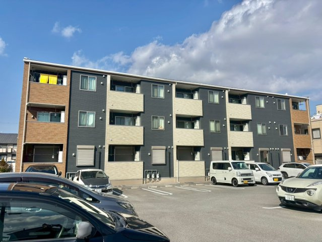 ビレッヂ飯田Ⅱの外観パース