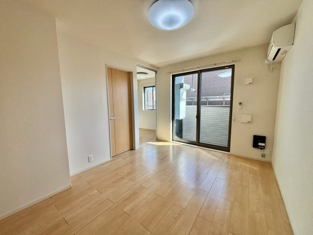 ビレッヂ飯田Ⅱの居間・リビング