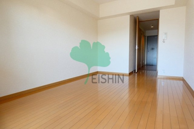 【居間・リビング】 | レシェンテヴィラ東福岡 | アレンジ自由自在の広々空間です！