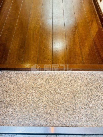 アーバンプレイス　明大前ⅡBの玄関