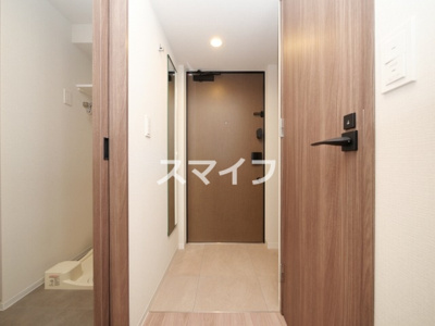 【玄関】 | コンフォリア新大阪宮原Q
