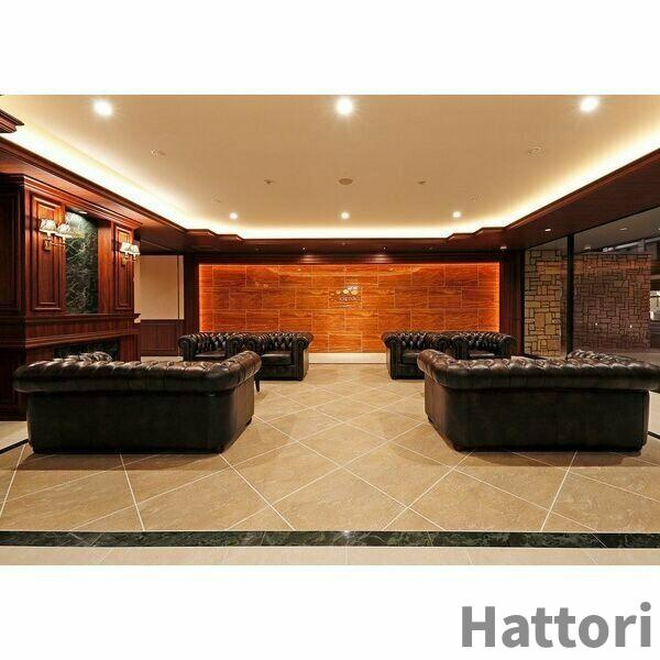 グランカーサ難波元町のロビー