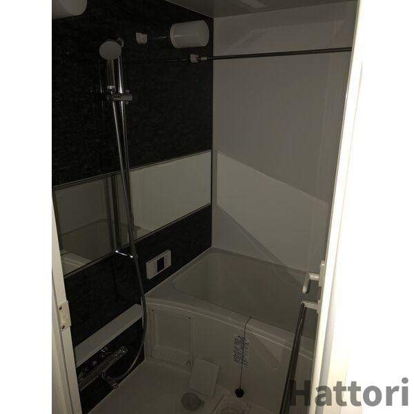 グランカーサ難波元町の浴室