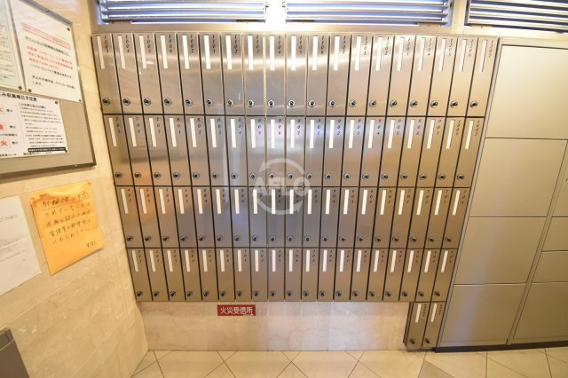 エステムコート梅田・天神橋IIグラシオのその他共用部分|エステムコート梅田・天神橋ＩＩグラシオ　メールボックス