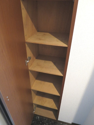 【玄関】 | リファレンスイーストパーク | 下駄箱もしっかりついてます！