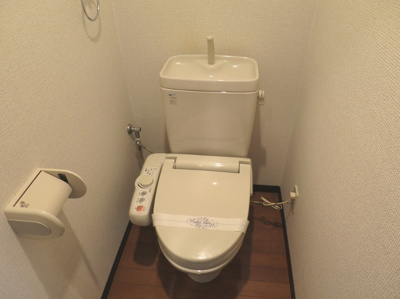 【トイレ】 | リファレンスイーストパーク | 清潔感のあるトイレです。