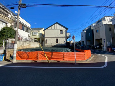 【前面道路含む現地写真】 | 桜川2丁目売地 | 前面道路も5.9ｍと広く日当たり良好