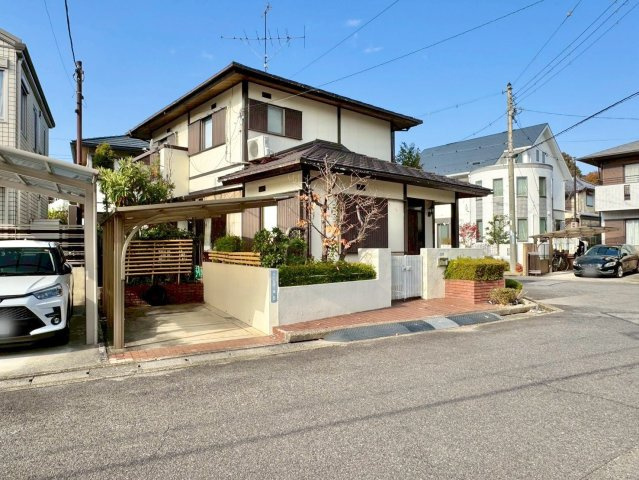 草津市桜ケ丘4丁目　建築条件無し売土地の外観|角地につき陽当たり、通風良好。