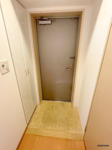 セントロイヤルクラブ谷町　仲介手数料無料の玄関