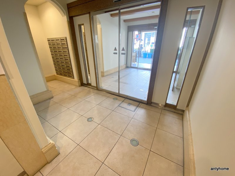 セントロイヤルクラブ谷町　仲介手数料無料のロビー