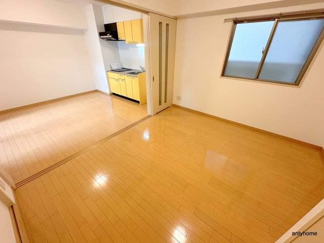 セントロイヤルクラブ谷町　仲介手数料無料の寝室