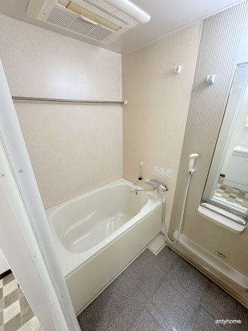 セントロイヤルクラブ谷町　仲介手数料無料の浴室