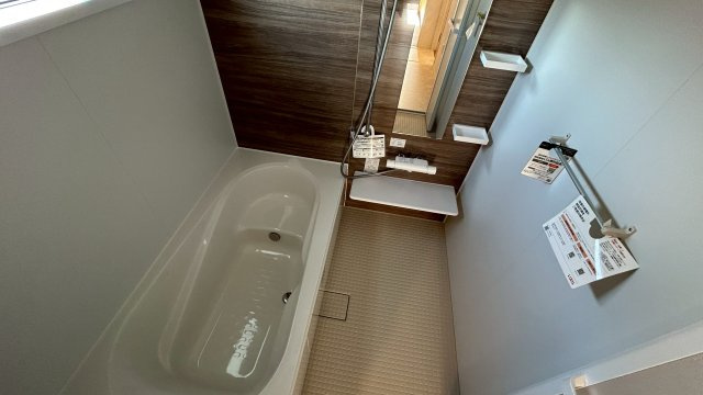 久留米市荒木町荒木15号地の浴室