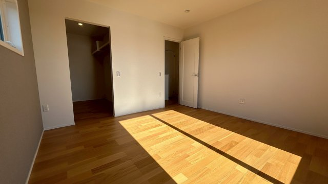 久留米市荒木町荒木15号地の洋室