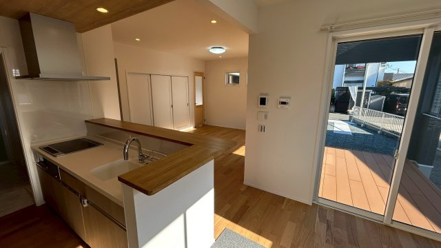 久留米市荒木町荒木15号地の居間・リビング