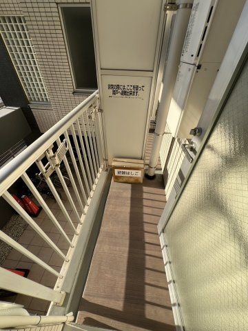 【バルコニー】