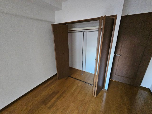 ハイネス岡本の内装