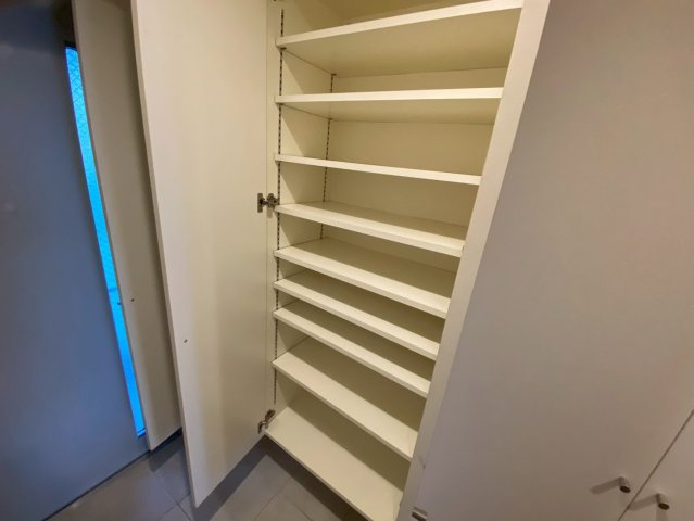 ジークレフ六甲の丘C棟の収納