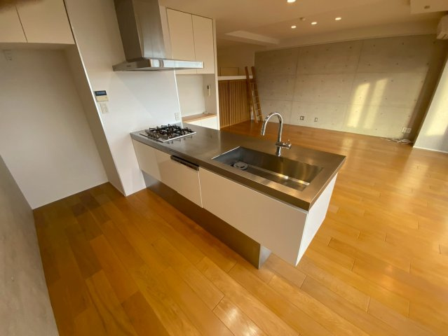 ジークレフ六甲の丘C棟のキッチン