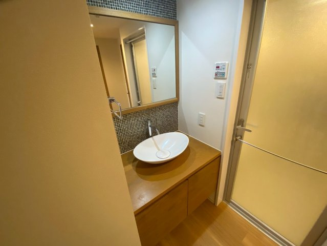 ジークレフ六甲の丘C棟の洗面所