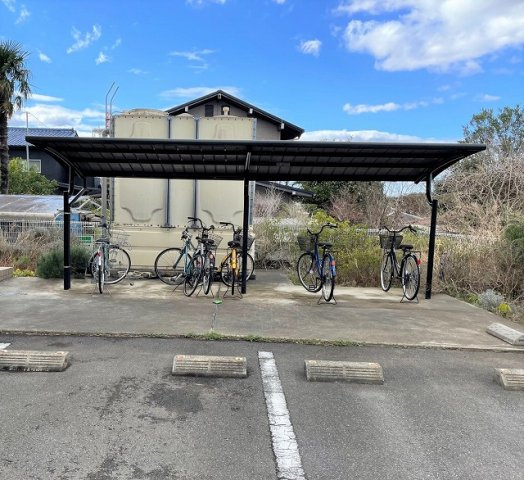レオパレスル　パサージュのその他|屋根付き駐輪場