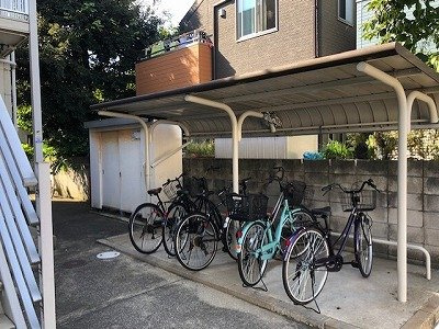 レオパレスロースマリーンのその他|駐輪場