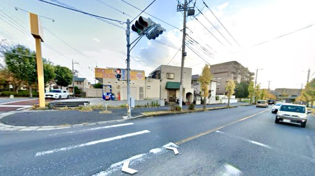 コーポ四季村上の駐車場