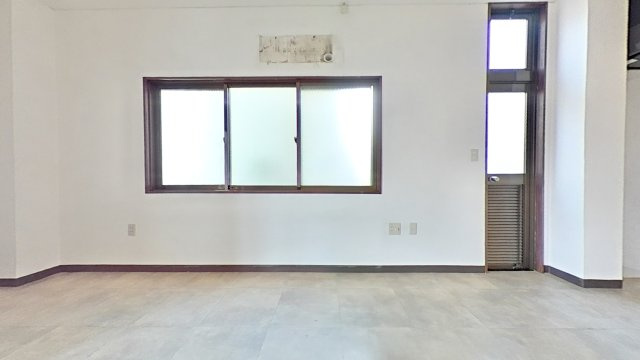 コーポ四季村上の居間・リビング