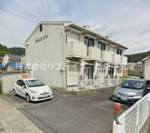 ローズハイツの駐車場