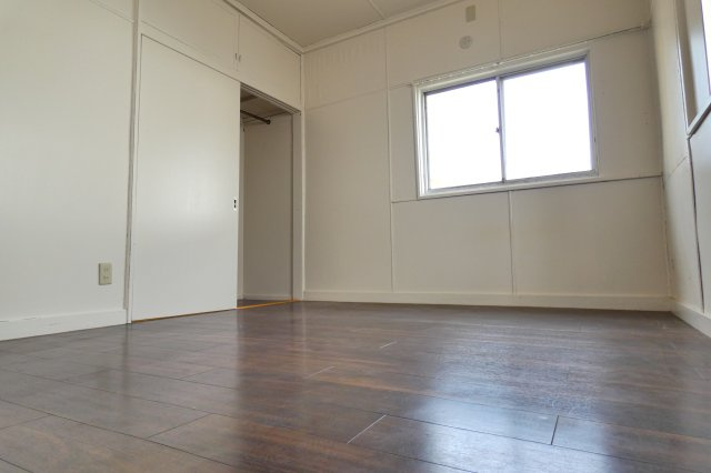 【洋室】 | ベースサイド　モリクマ | 6.0帖の洋室になります。