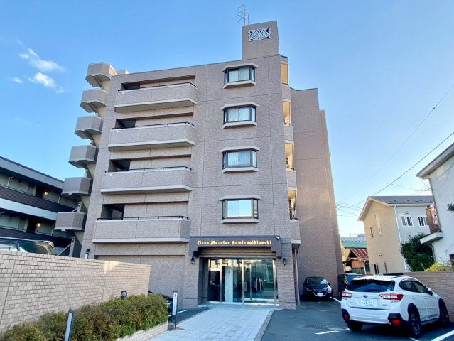 ライオンズマンション上杉東の外観