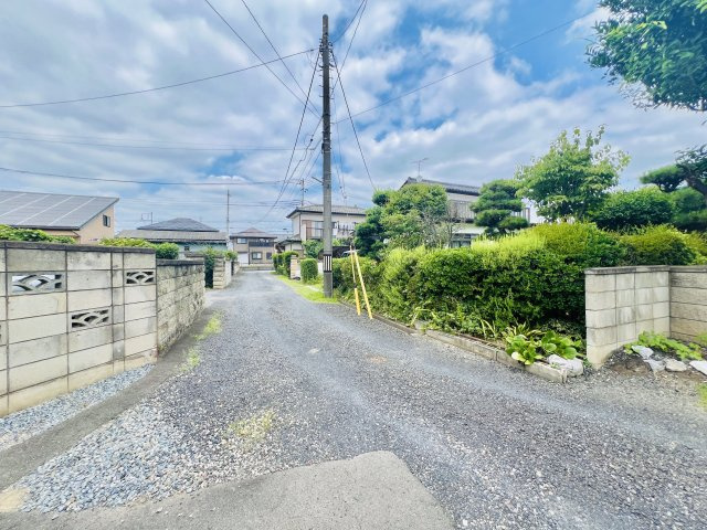 前橋市江田町の前面道路含む現地写真|閑静な住宅地◎