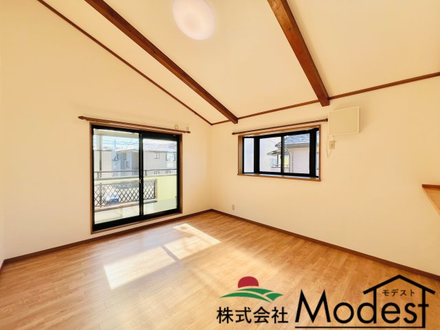 前橋市箱田町の居間・リビング|2階にあるLDKは明るく開放的♪