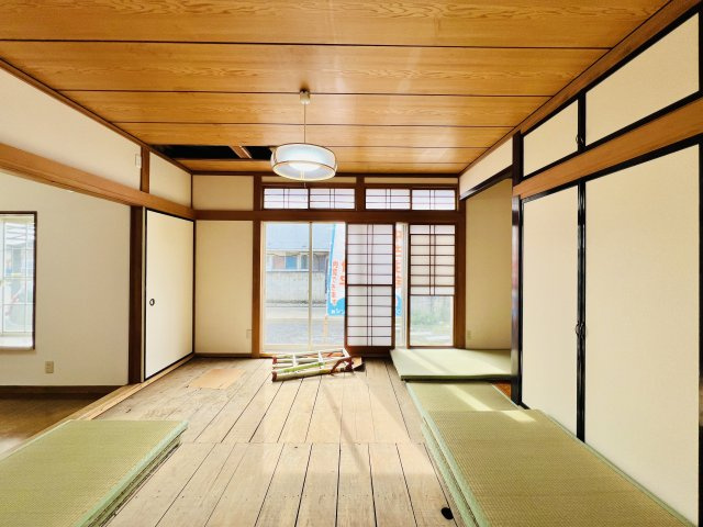 太田市大原町の和室|リビングに隣接する和室は、キッズスペースや家事スペースとしても♪