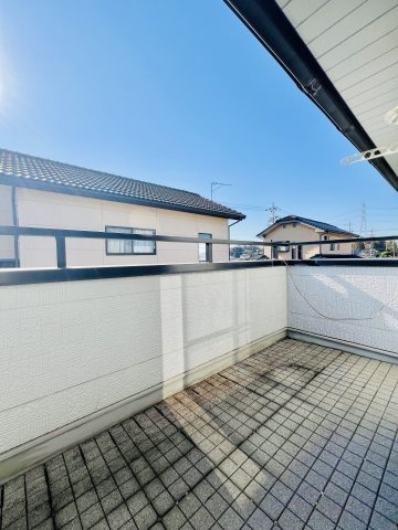 太田市新田上江田町のバルコニー|日当たりも良好なバルコニー◎