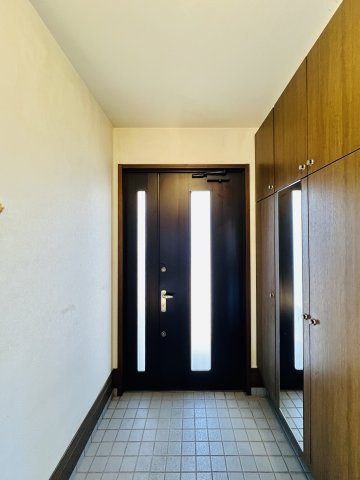 太田市新田上江田町の玄関|着脱もスムーズにできる玄関♪