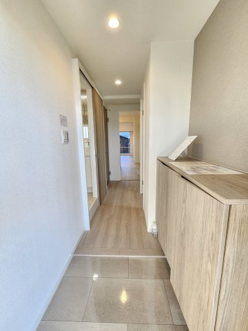 南海住吉清水丘グリーンコートの玄関|きれいな玄関です