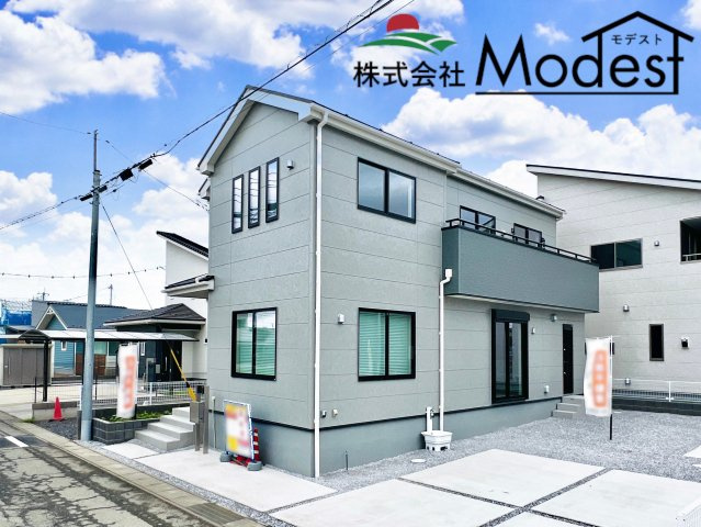 太田新田赤堀町の外観|年中無休で平日の仕事終わり夜20時まで受付可能です。
事前のご予約がおすすめです。お気軽にお問い合わせください。