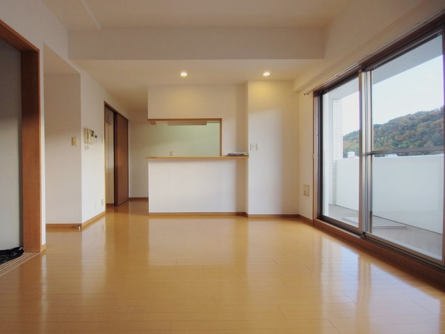 アーバンライフ相田の居間・リビング