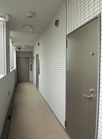 KDX文京千石レジデンスの玄関