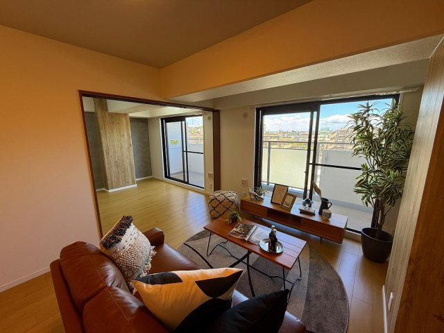 ユニベール宝塚の洋室|洋室約6.5帖