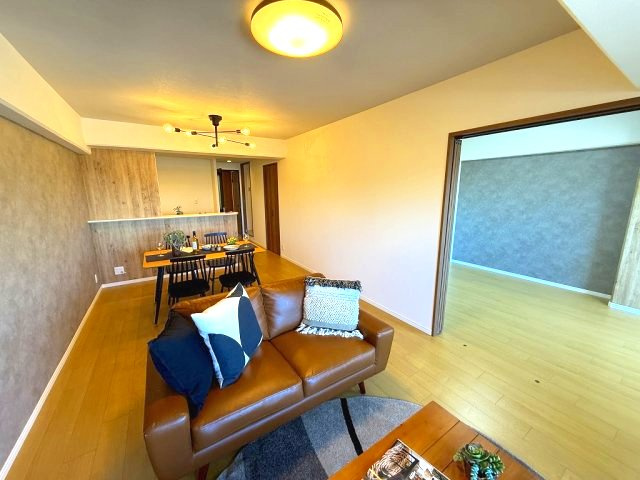 ユニベール宝塚の洋室|洋室約6.5帖