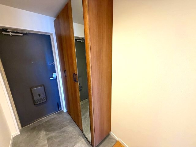 ユニベール宝塚の玄関